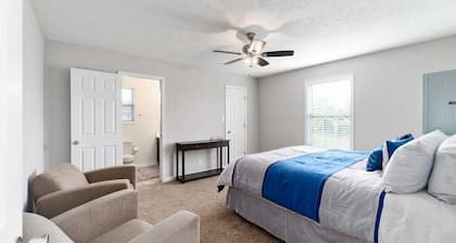 Entire home near Fort Campbell, KY*Gate 4*