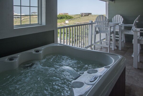 Property grounds - FFR101 Wright Idea by First Flight Rentals (Kill Devil Hills)