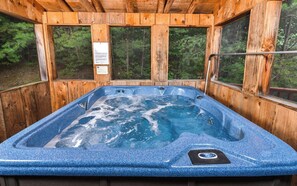 Indoor spa tub