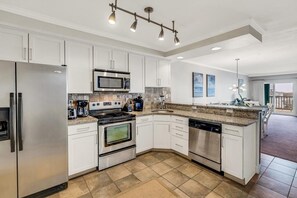 Coffee/tea maker, fridge, microwave, oven - FFR217- Island Paradise by First Flight Rentals (Kill Devil Hills)