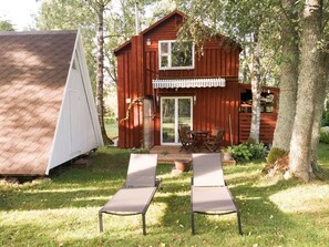 Cottage | Property grounds - Beautiful Cottage in Kaberneeme (Kaberneeme)