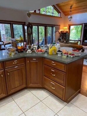 Single Room, 1 Queen Bed | 1 bedroom, free WiFi, bed sheets - Inn on Bigfork Bay Queen Suite (Bigfork)