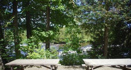 Gardenview Cottage - Myers Cave Resort