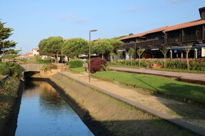 Property grounds - Vieux Boucau: house / villa - Vieux Boucau Les Bains (Vieux-Boucau-Les-Bains)