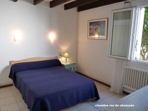 2 chambres, fer et planche à repasser, Wi-Fi gratuit