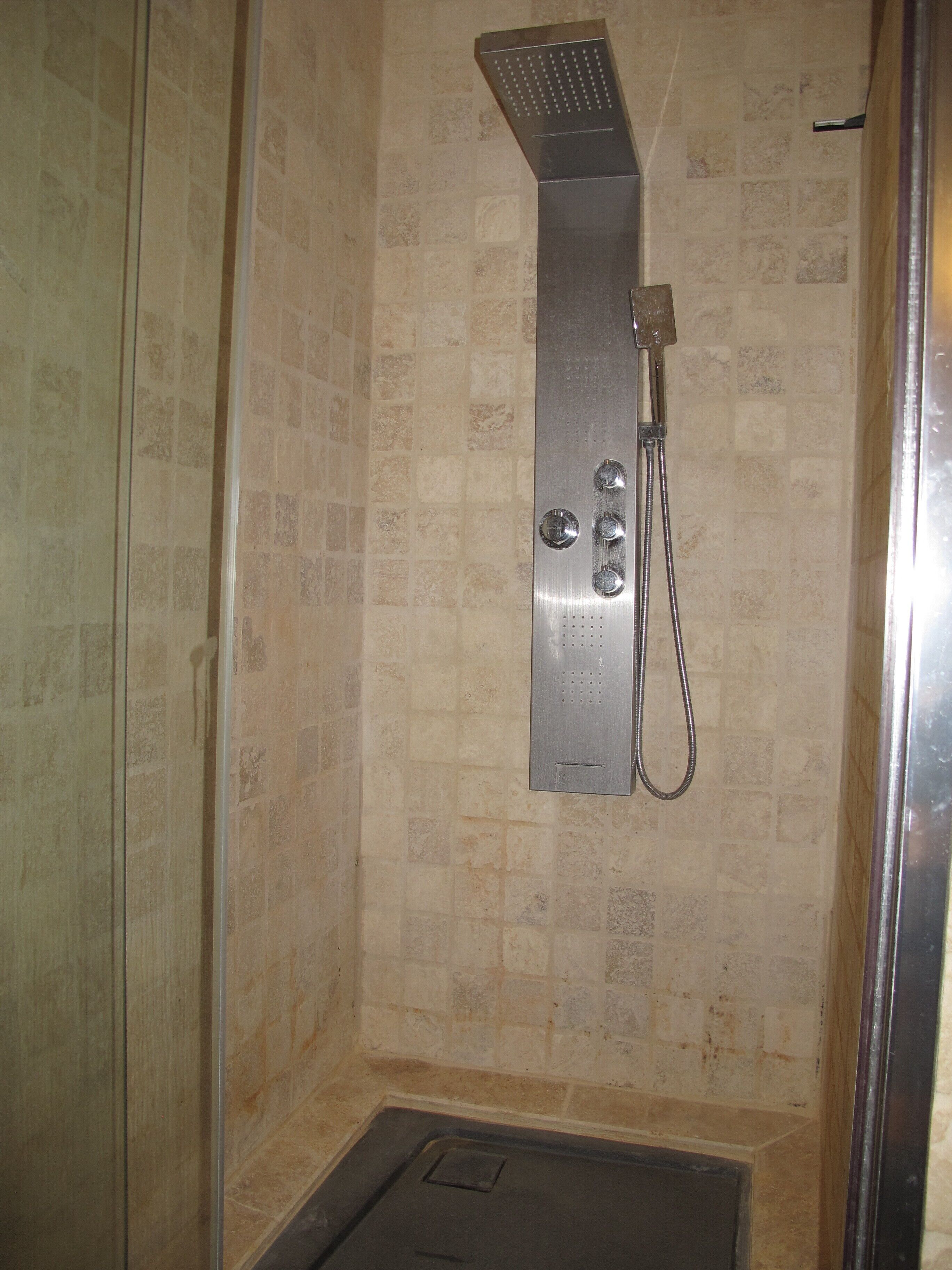 Douche, papier toilette
