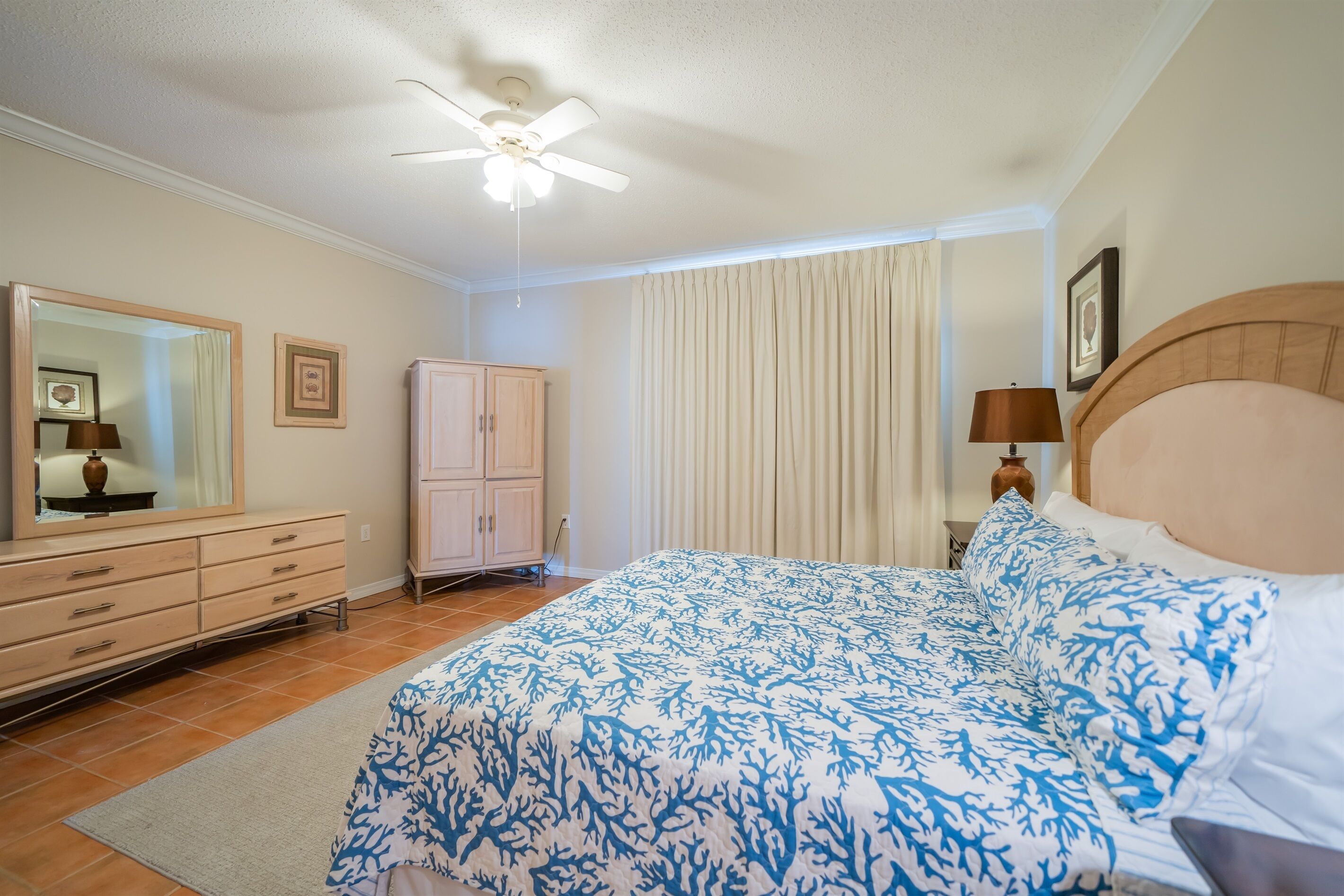 2 bedrooms, iron/ironing board, WiFi (free), bed sheets