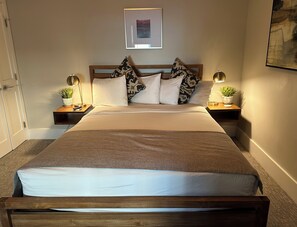 1 bedroom, iron/ironing board, travel cot, free WiFi