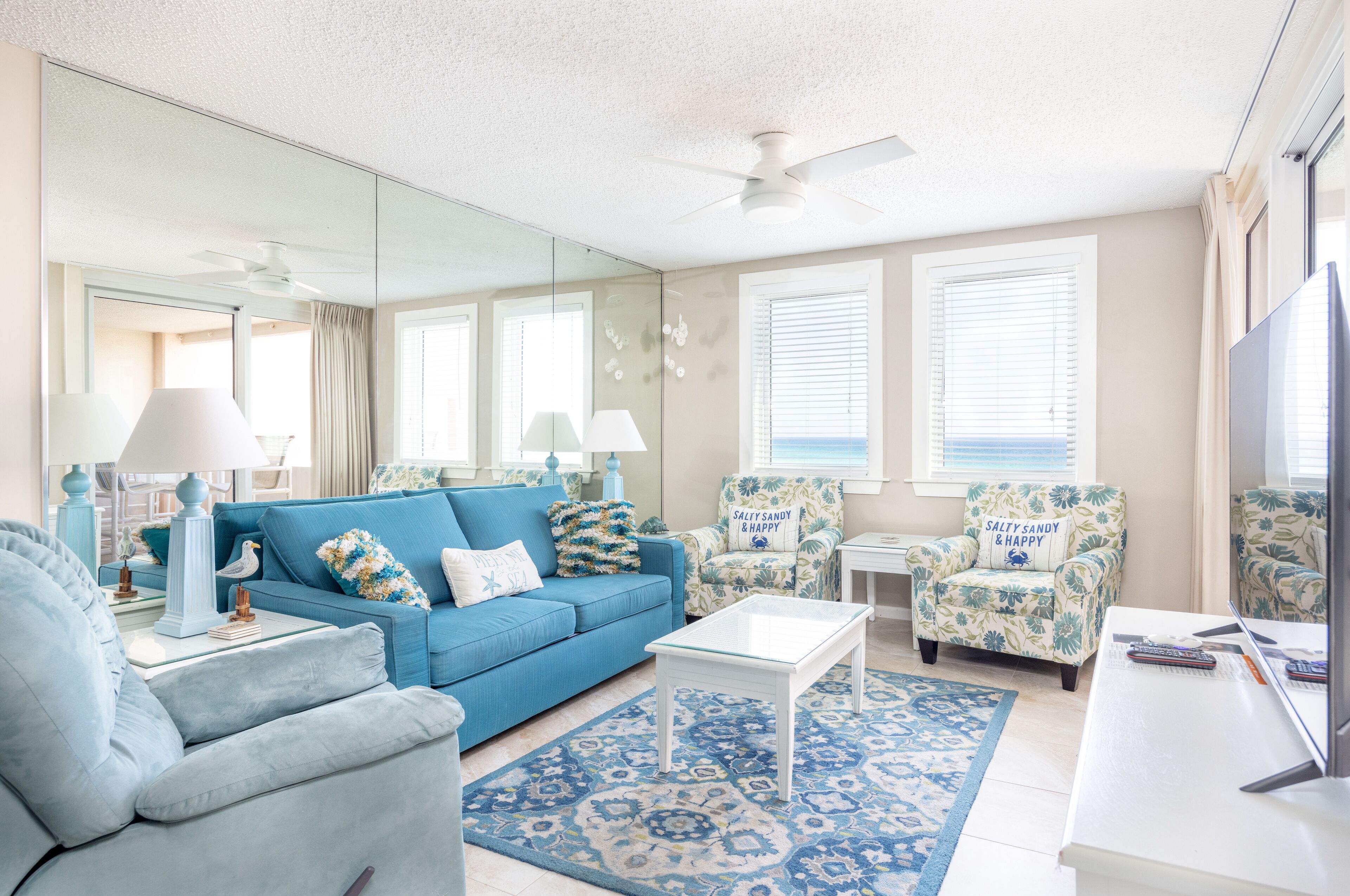 Smart TV, DVD player, stereo