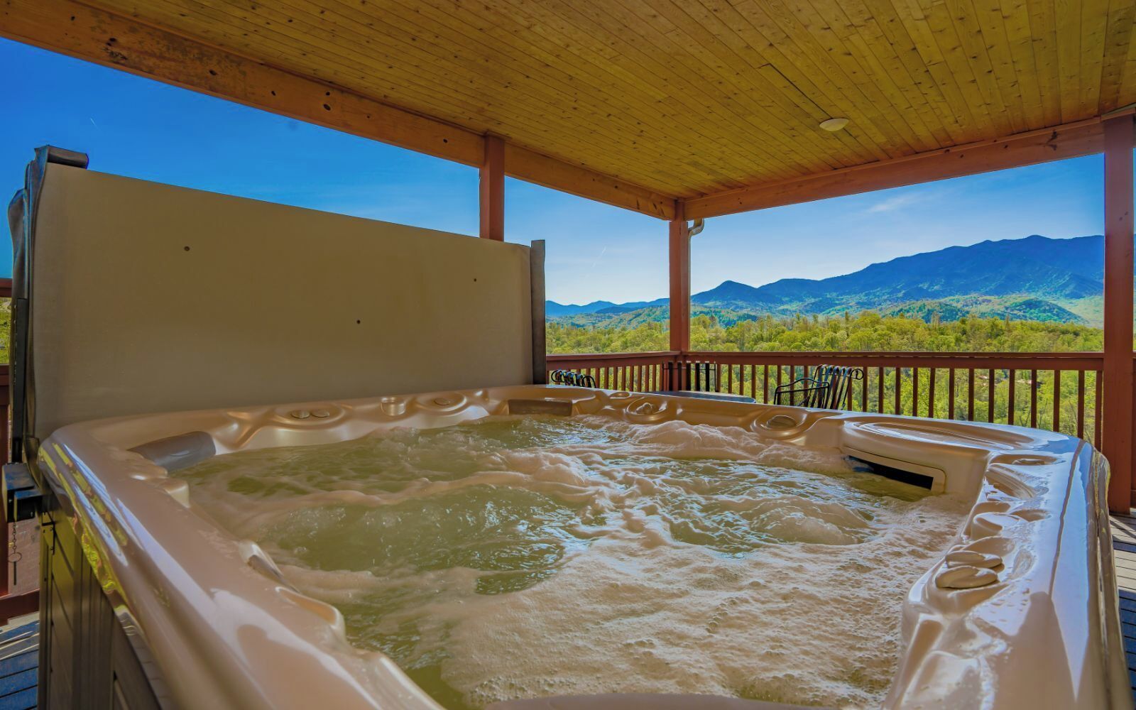 Bain à remous extérieur