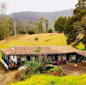 Exterior - Casa ecoturistica con rio y vista a las montañas (Cundinamarca)