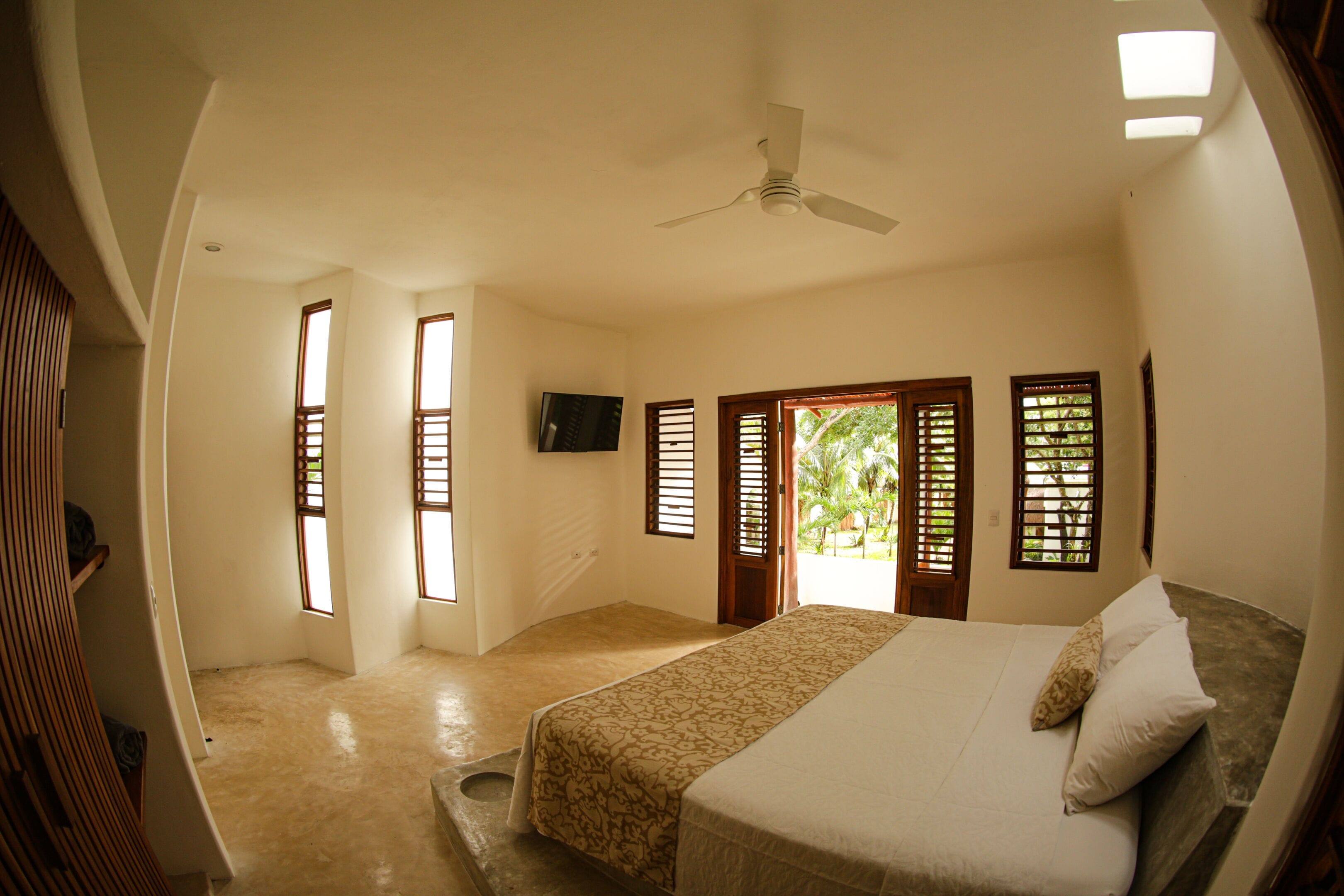 deluxe suite | 1 bedroom, premium bedding, in-room safe, individually decorated
