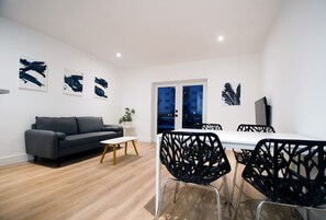 Interior - Chic apartment beside canal and near beach (Sunny Isles Beach)