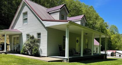 Cozy trail house at the Hatfield McCoy Trails