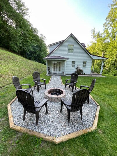Cozy trail house at the Hatfield McCoy Trails