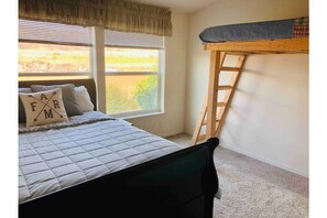 3 bedrooms, WiFi, bed sheets