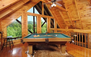 Games room - Contentment - Amazing Mountain Views, Arcade Games, Pool Table, & Cozy Hot Tub! (Pigeon Forge)