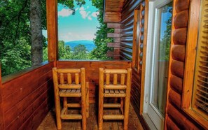 Property grounds - Smoky Getaway - Hot tub hangs and cozy nights! (Gatlinburg)