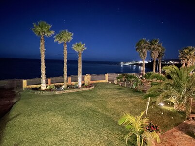 Beach Front House, Bajas getaway 