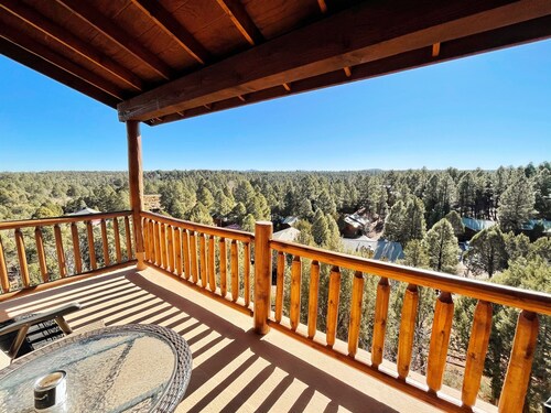 Cozy Cabin | Forest Views | Dog-Friendly