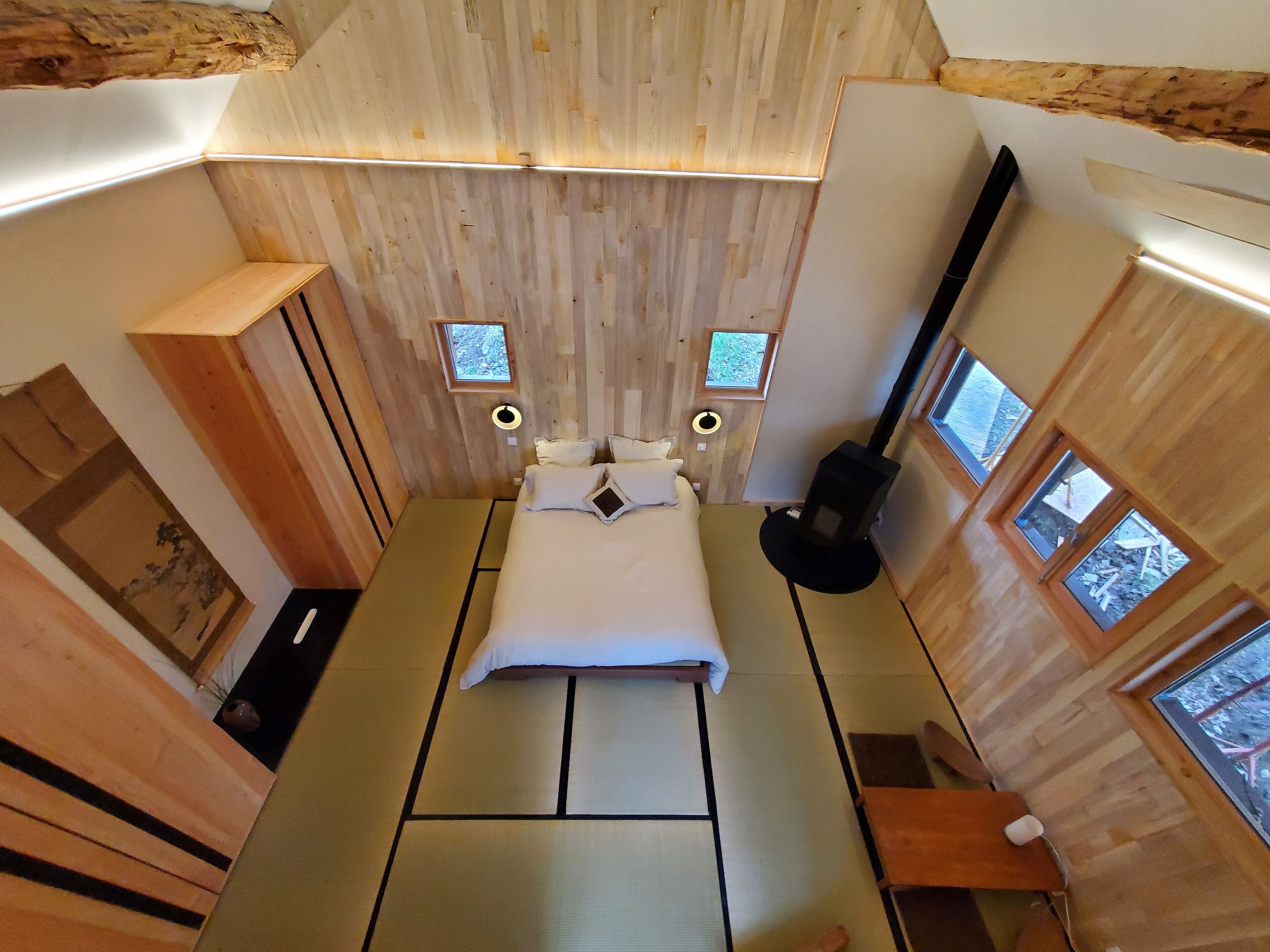 10 bedrooms, iron/ironing board, free WiFi, wheelchair access