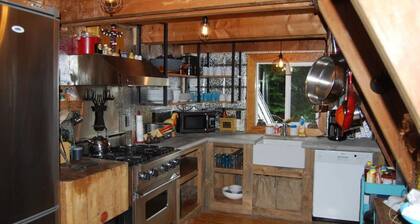 Amazing Government Camp Cabin Short Walk to SkiBowl or Downtown