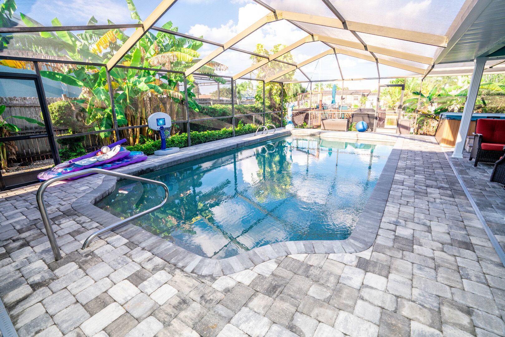 The Flamingo- Waterfront  Home with heated pool, hot tub and kayaks!
