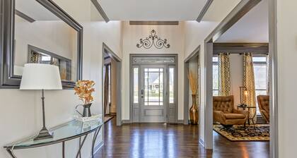 Pet-Friendly 5BR w/ Movie Room + Weekday Deals!