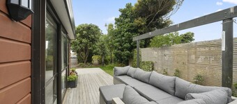 Wharerata - Otaki Beach Holiday Home