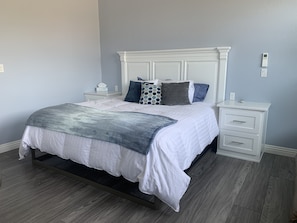 2 slaapkamers, een bureau, gratis wifi, beddengoed
