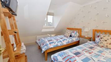 2 bedrooms, free WiFi, bed sheets