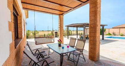 Villa Paquita Lantejuela by Ruralidays