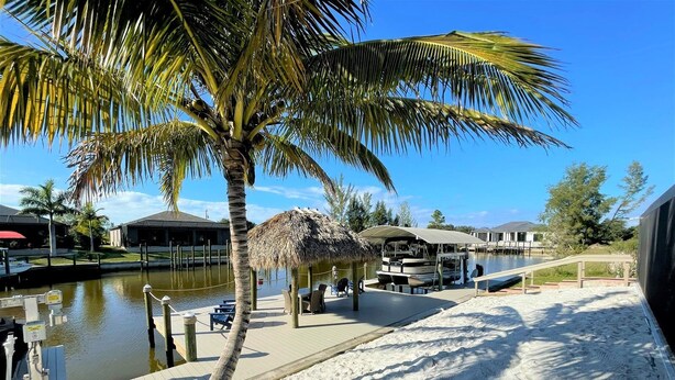House (Coral Paradise) | Exterior - Coral Paradise (Cape Coral)