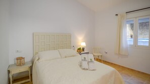 3 slaapkamers, reisbedje, wifi