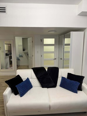 Interior - BEST DEAL! 2 Bedroom Modern Beachfront by YouRent! (Miami Beach)