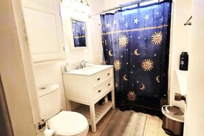 Hårtørrer, håndklæder, Sæbe, Shampoo