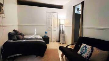 4 Schlafzimmer, Bügeleisen/Bügelbrett, WLAN, Bettwäsche