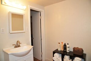 Hair dryer, towels, soap, shampoo - S1 - Enchanted Getaway ☀ Near River + Rec Area❣ (Carlsbad)