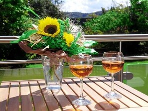 Outdoor dining - Zimmer 4 - Pension Hesselbein (Waldeck)