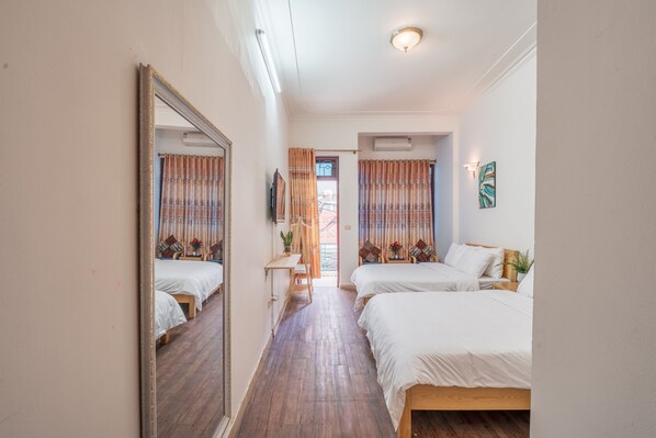 Minibar, trang trí khác biệt, trang bị nội thất với thiết kế riêng biệt