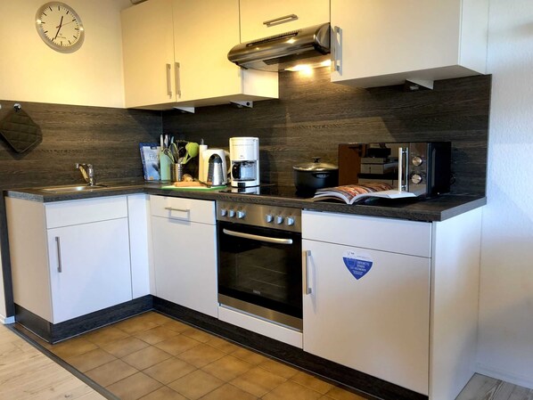 Fridge, microwave, oven, dishwasher