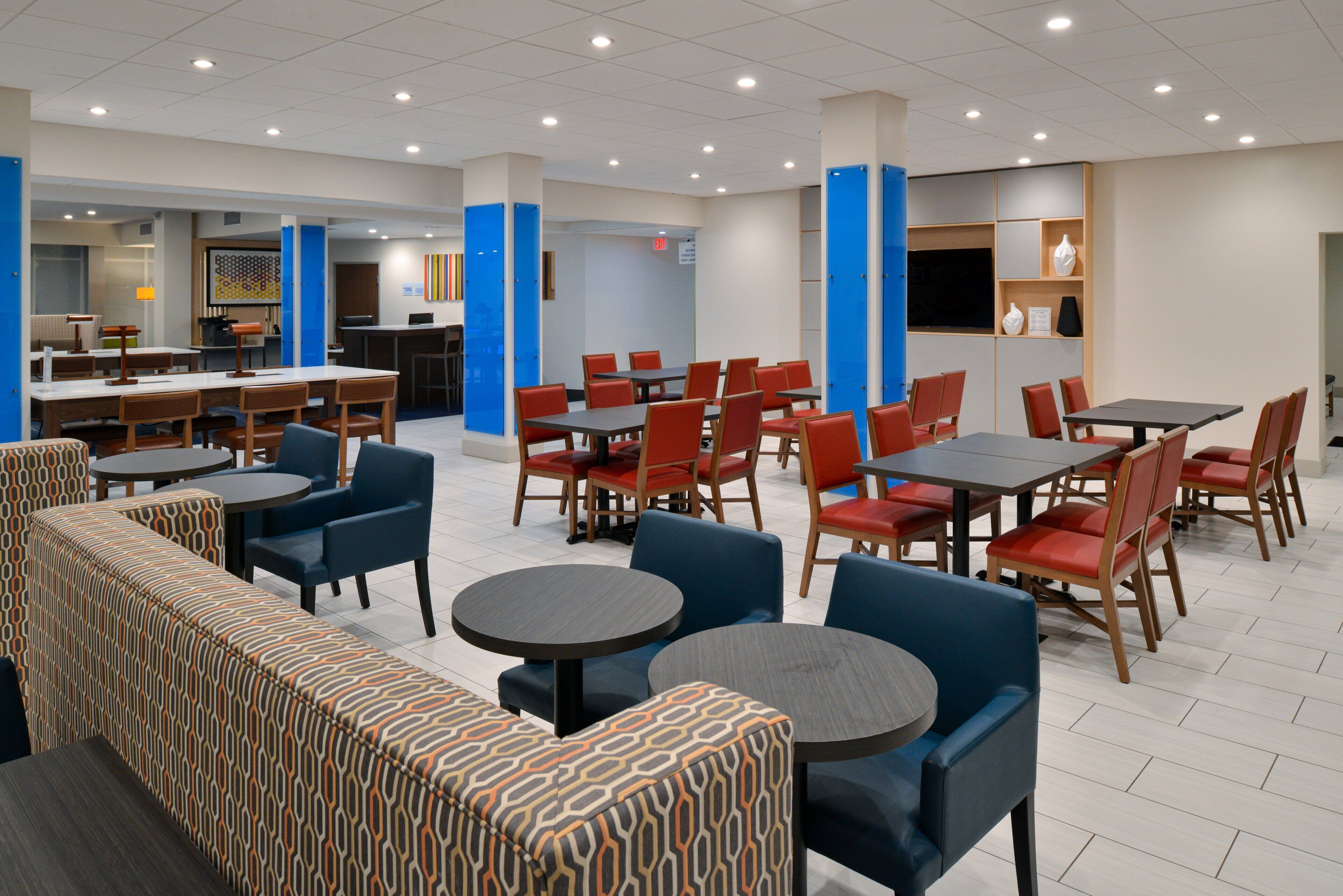 Photo - Holiday Inn Express Orlando – South Park by IHG