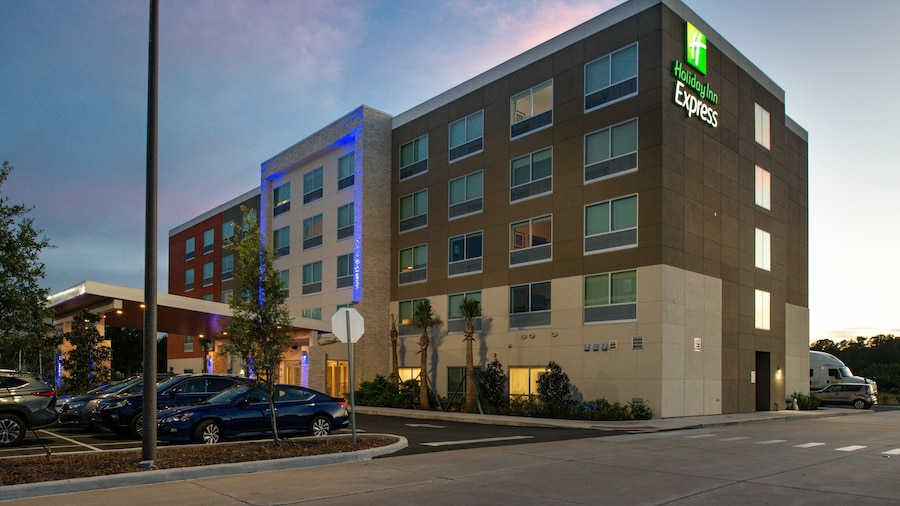Holiday Inn Express Orlando – South Park by IHG