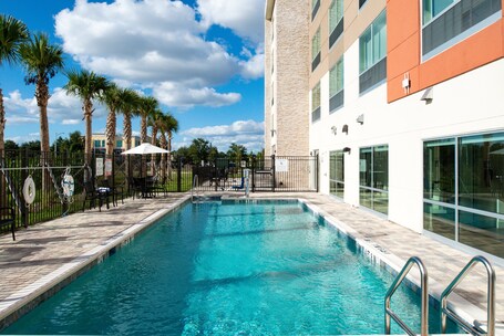Holiday Inn Express Orlando South Park, an ihg hotel - Image 15