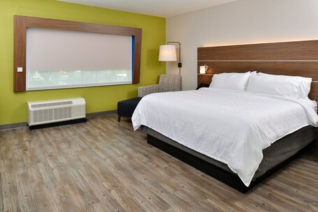 Holiday Inn Express Orlando South Park, an ihg hotel - Image 41