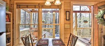 Couples Getaway Cabin by Hiking + Waterfalls!