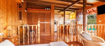 Vakantiestudio 'Casa Victor - Appartement 5' met zeezicht, zwembad en wifi