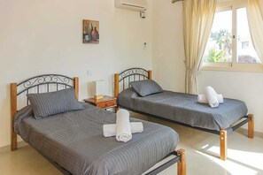 3 camere, ferro/asse da stiro, Wi-Fi gratuito, lenzuola