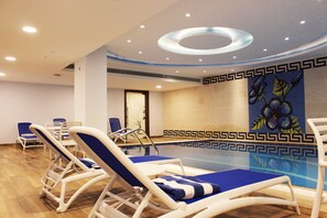 Indoor pool - Almansour Suites Hotel Doha (Doha)