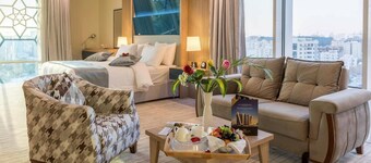 Almansour Suites Hotel Doha